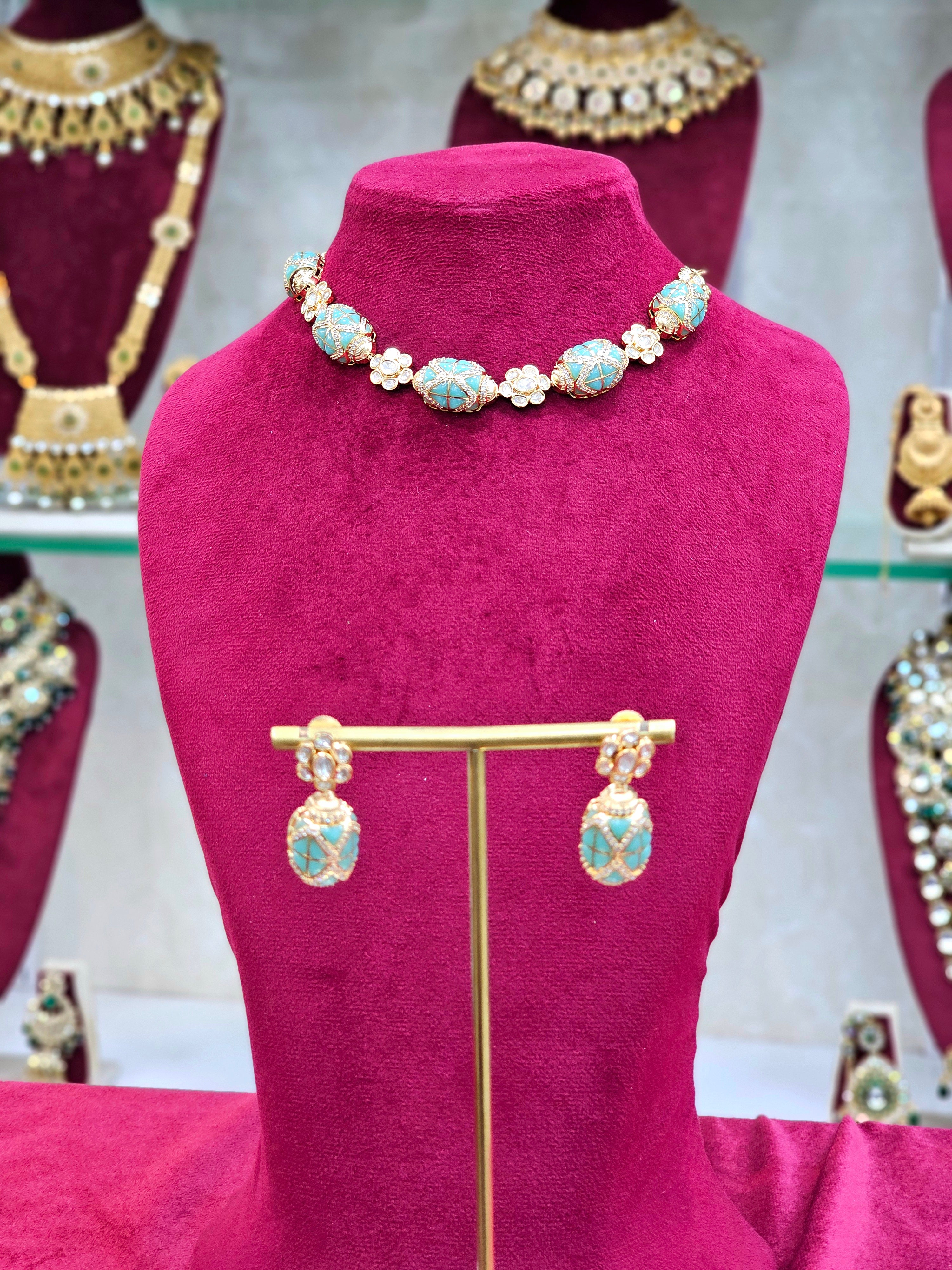 Kundan Short Necklace
