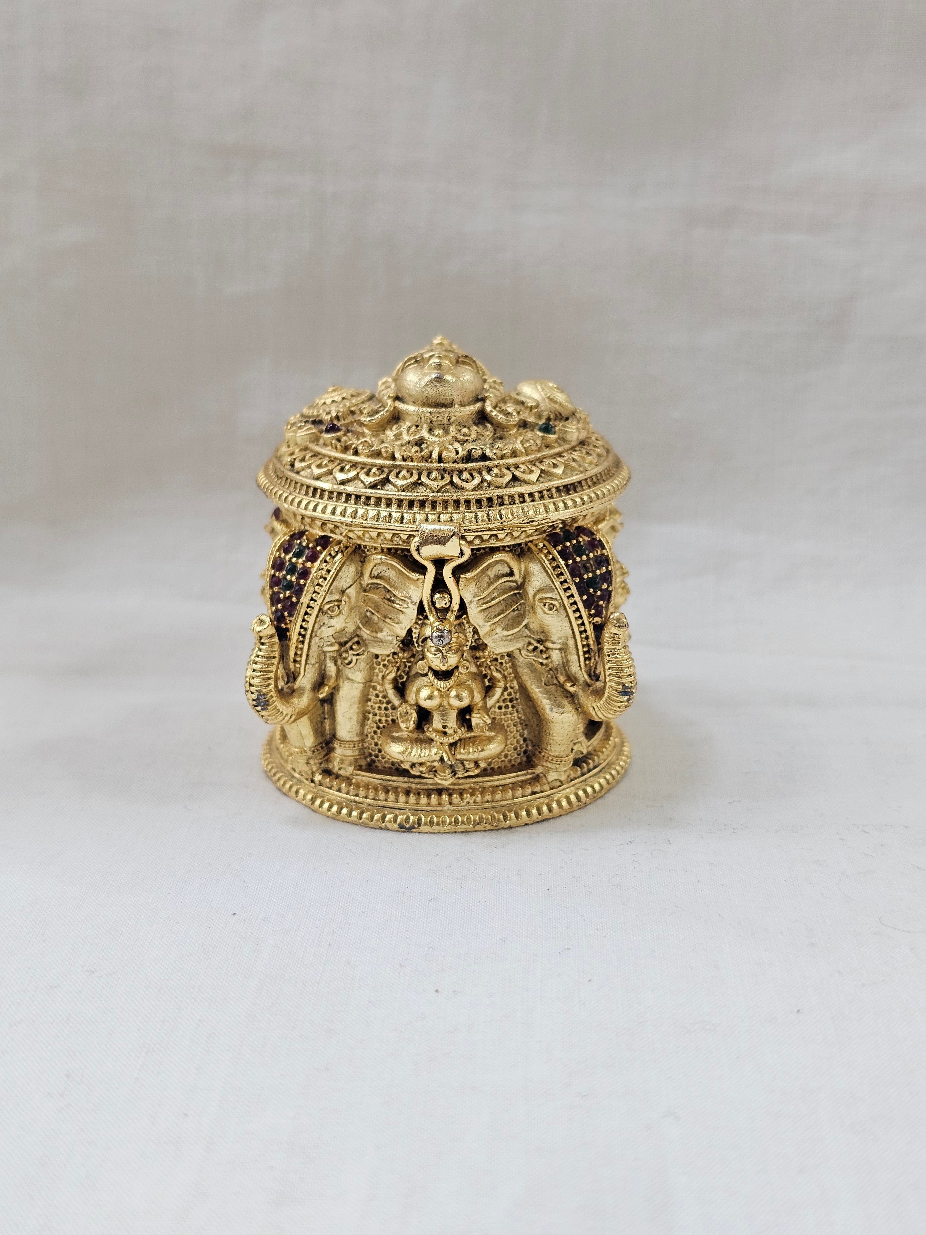 Sindoor Dabbi