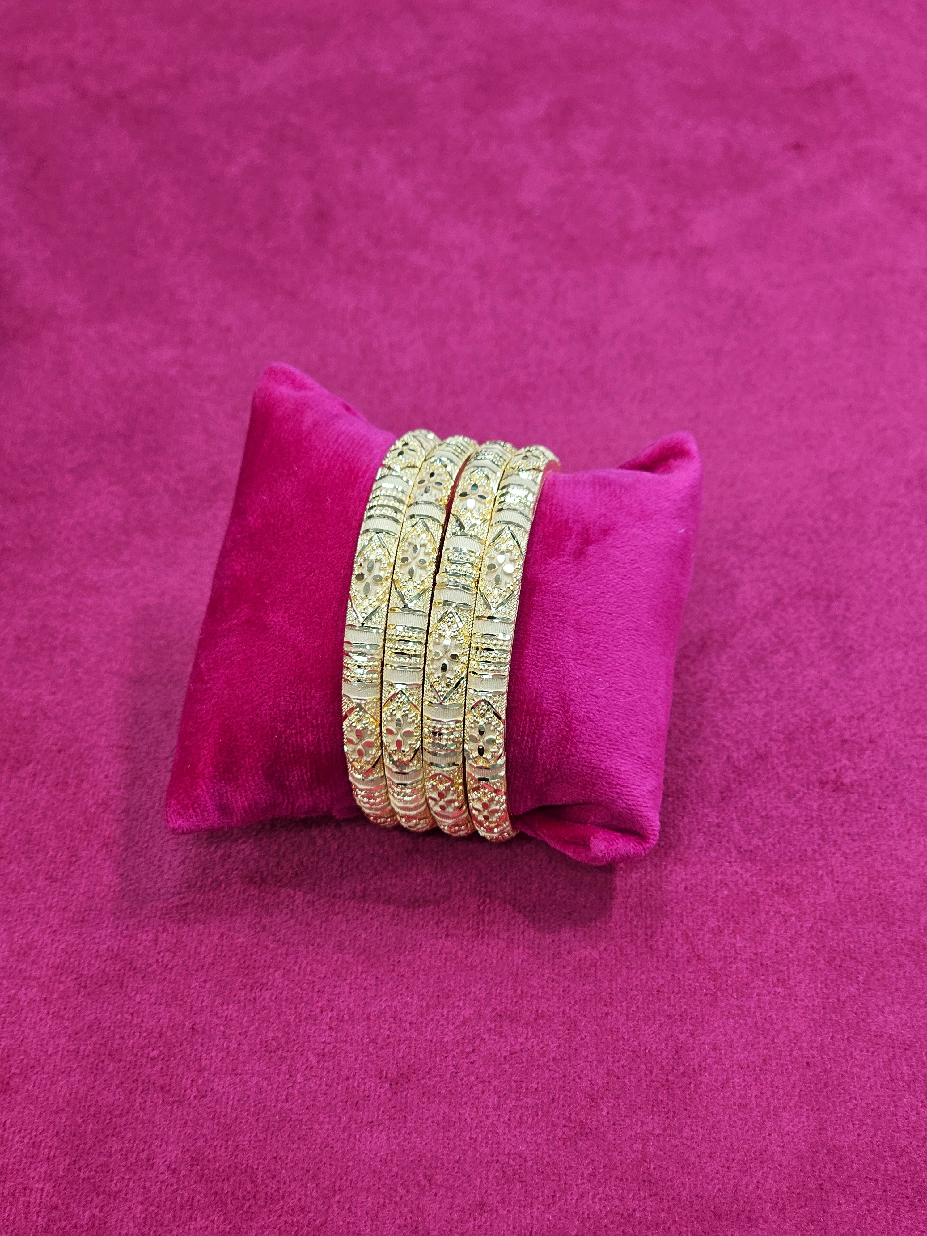 Gold Forming Bangle 4 Pair