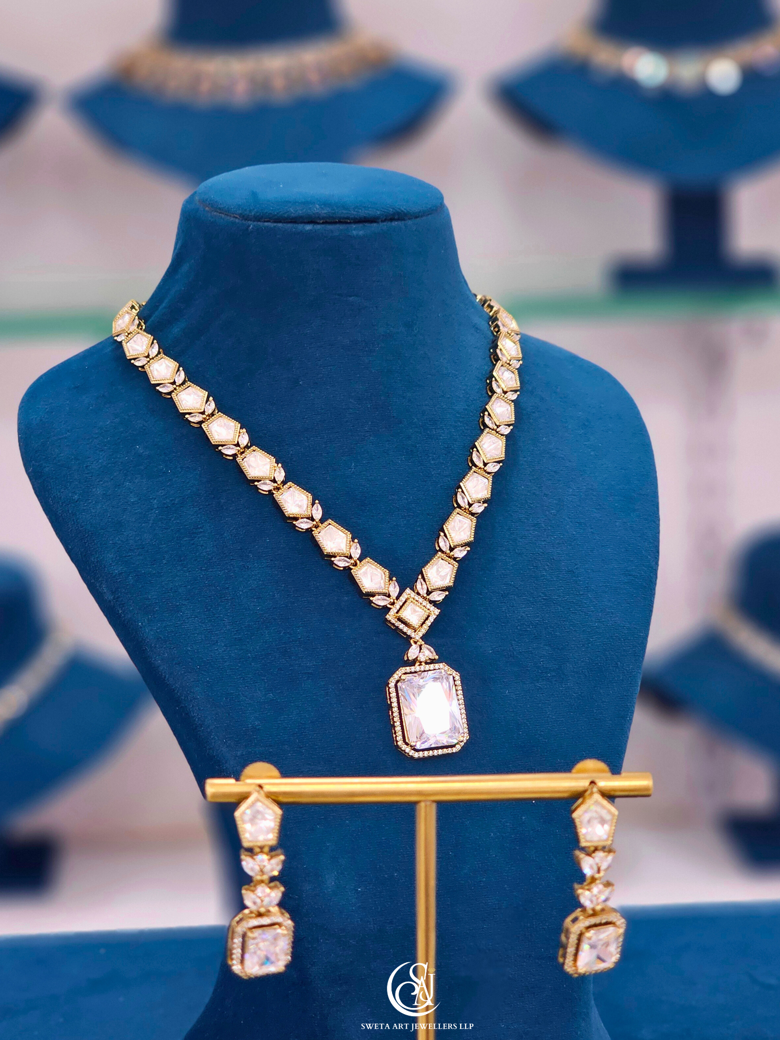 Moissanite Short Necklace