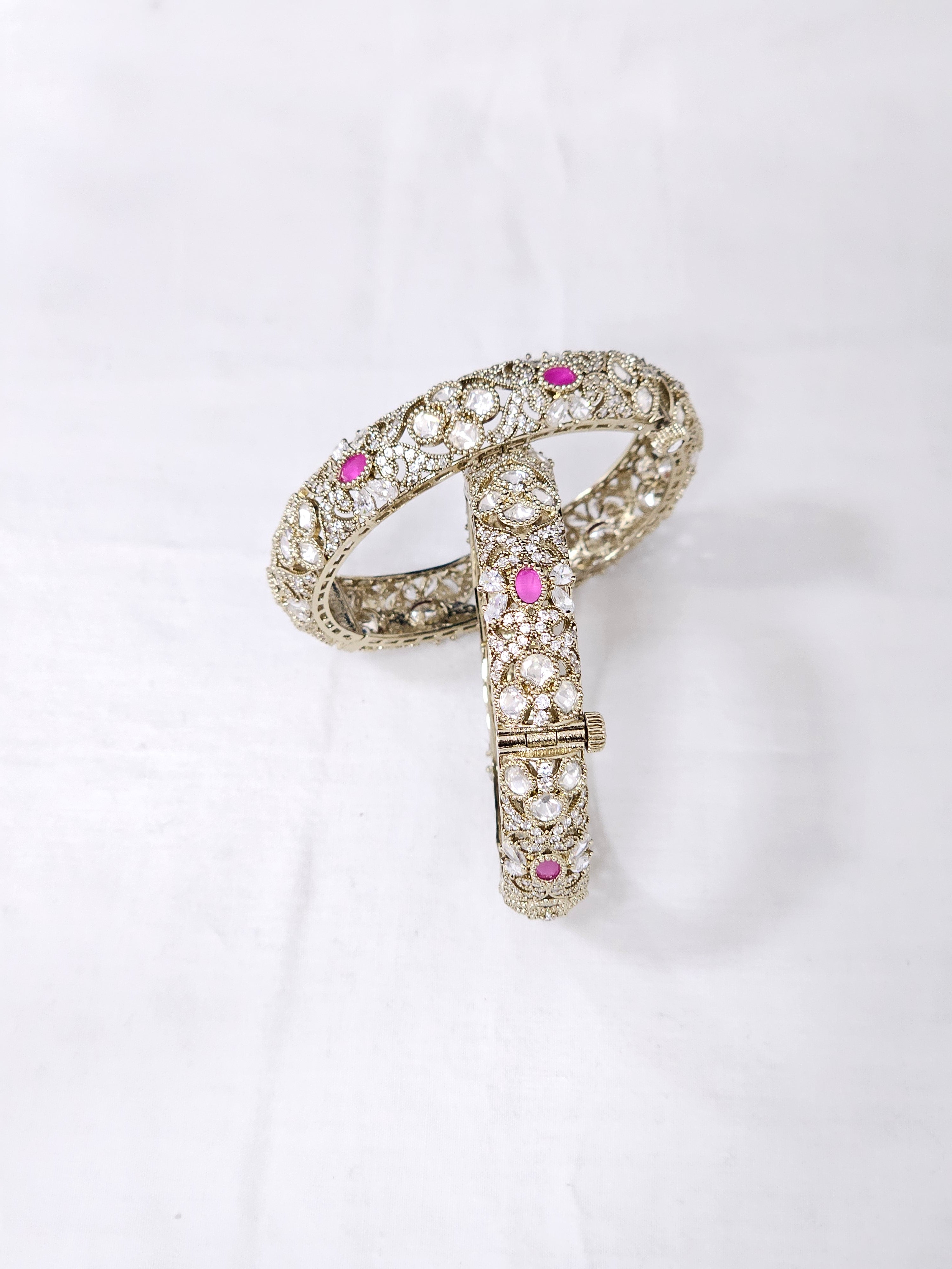 Moissanite Openable Bangle