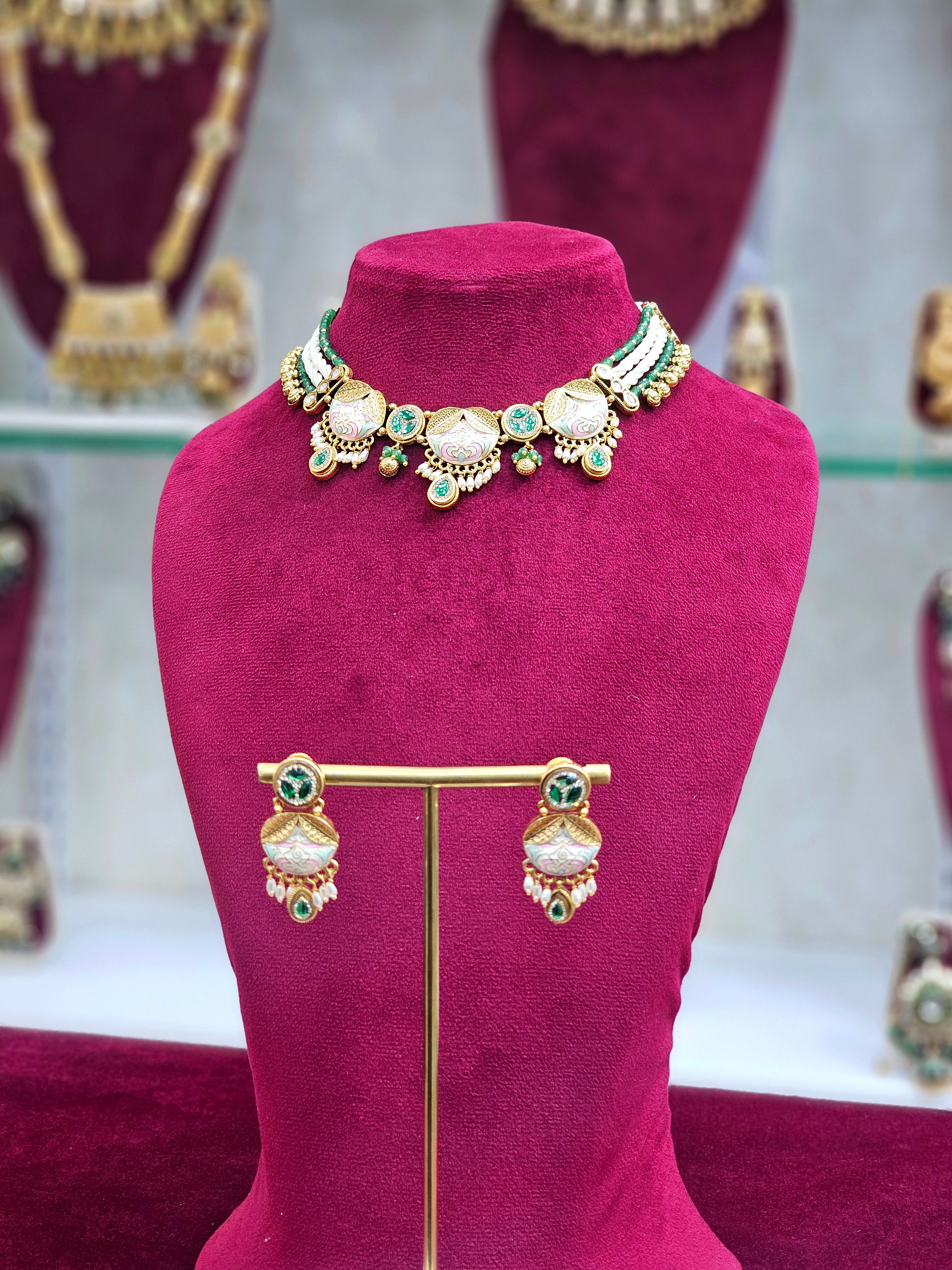 Rajwadi Short Necklace