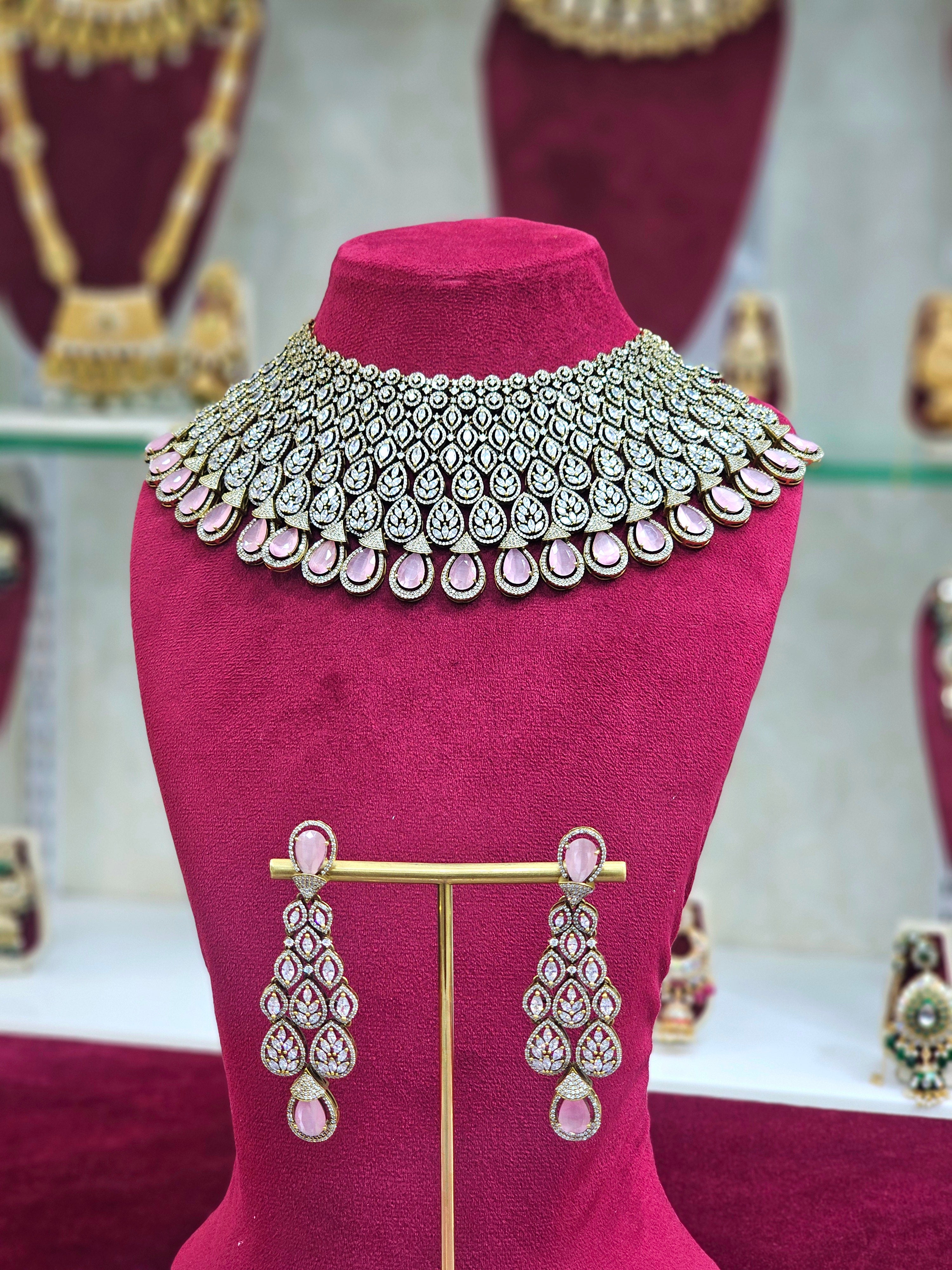 Victorian AD Short Necklace