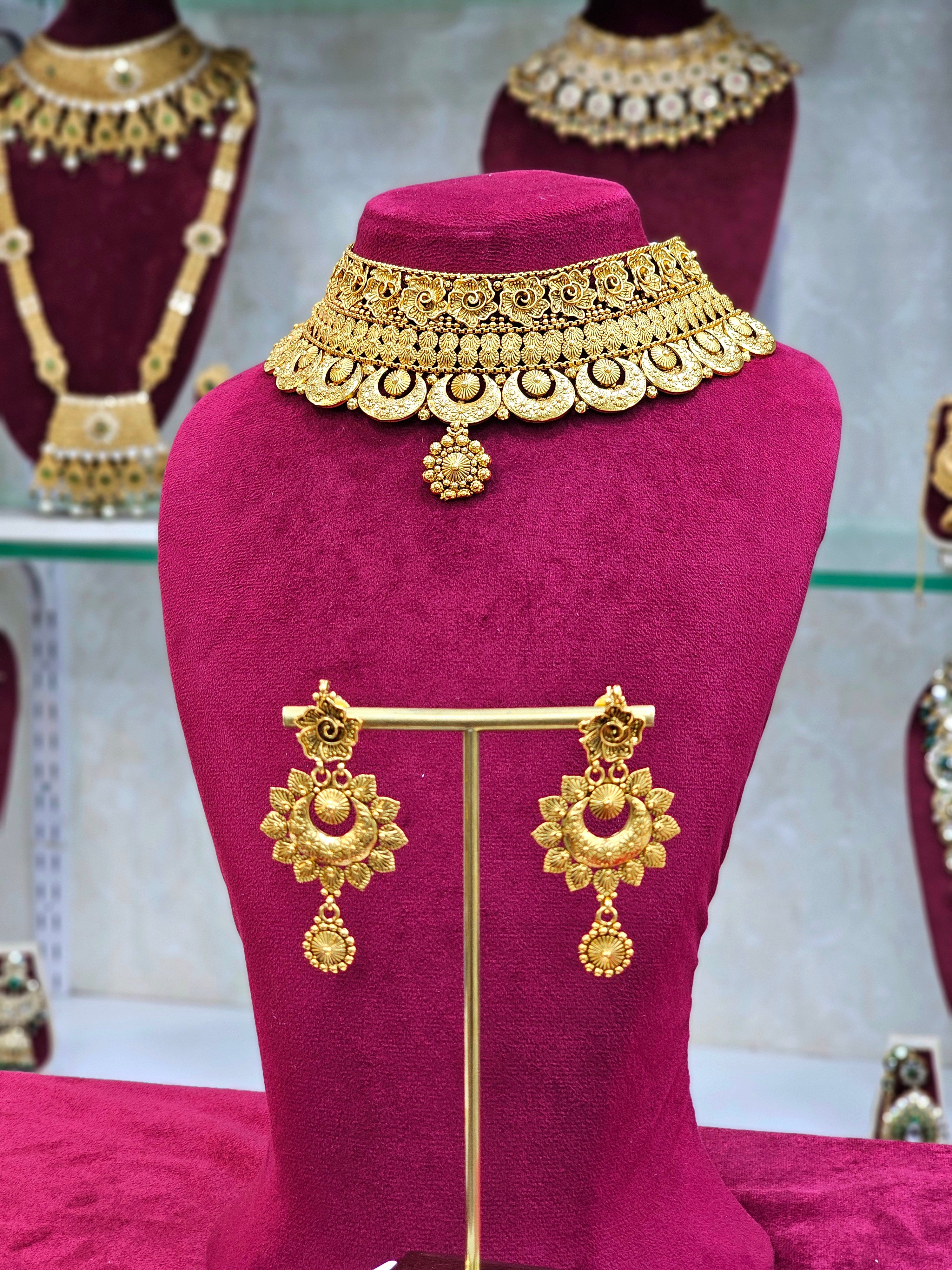 Antique Choker Necklace