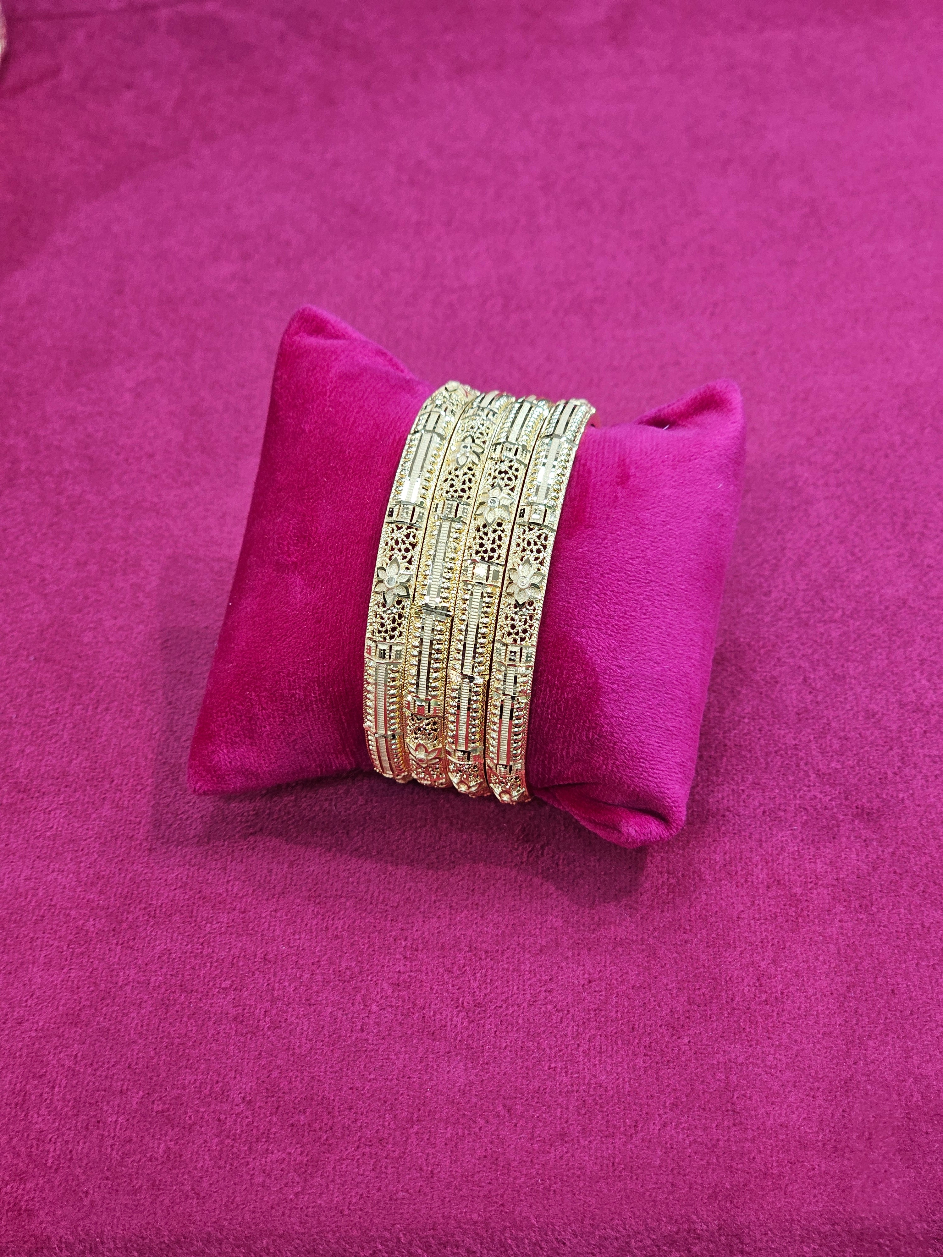 Gold Forming Bangle 4 Pair