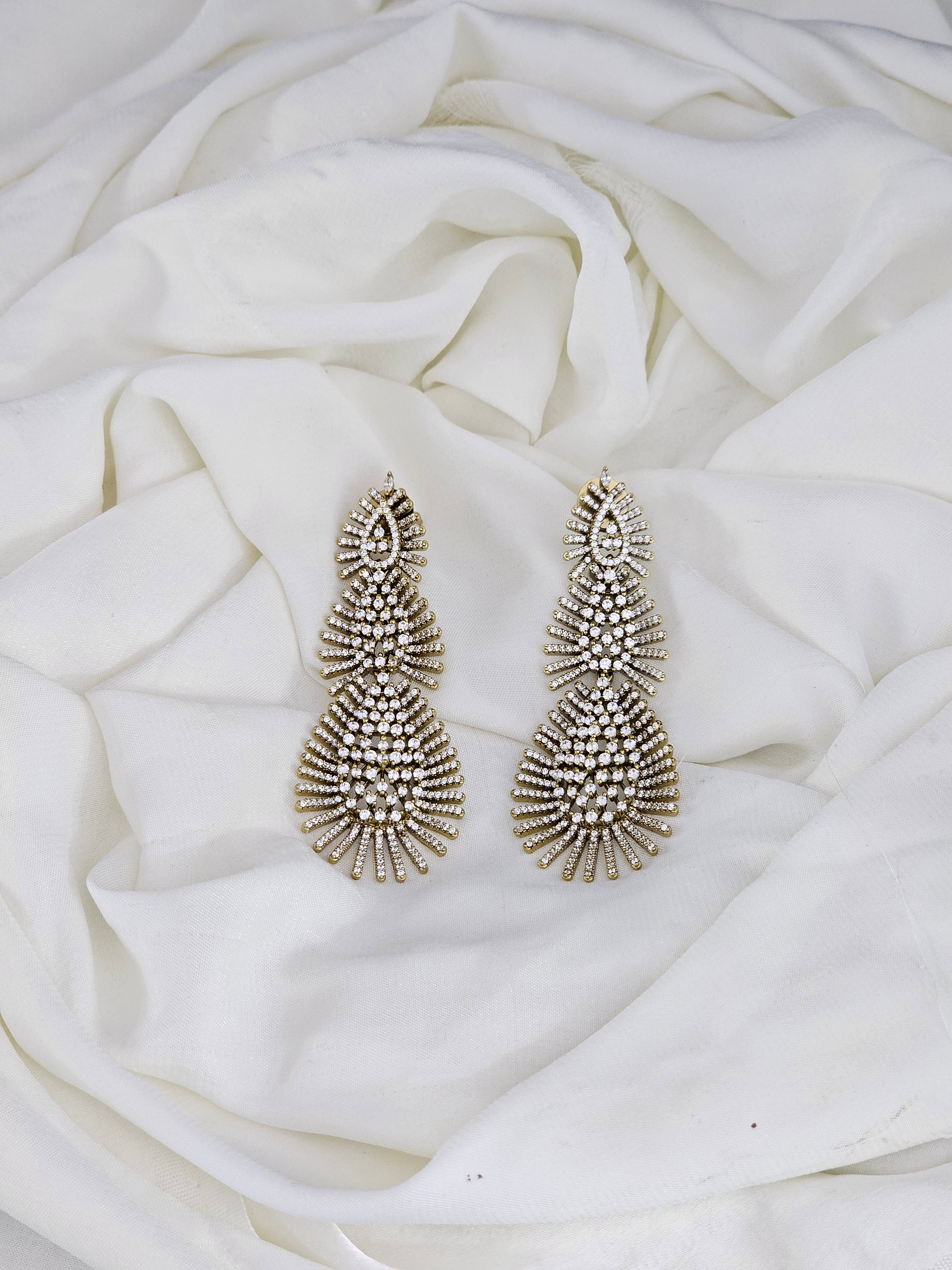 Victoire AD Danglers