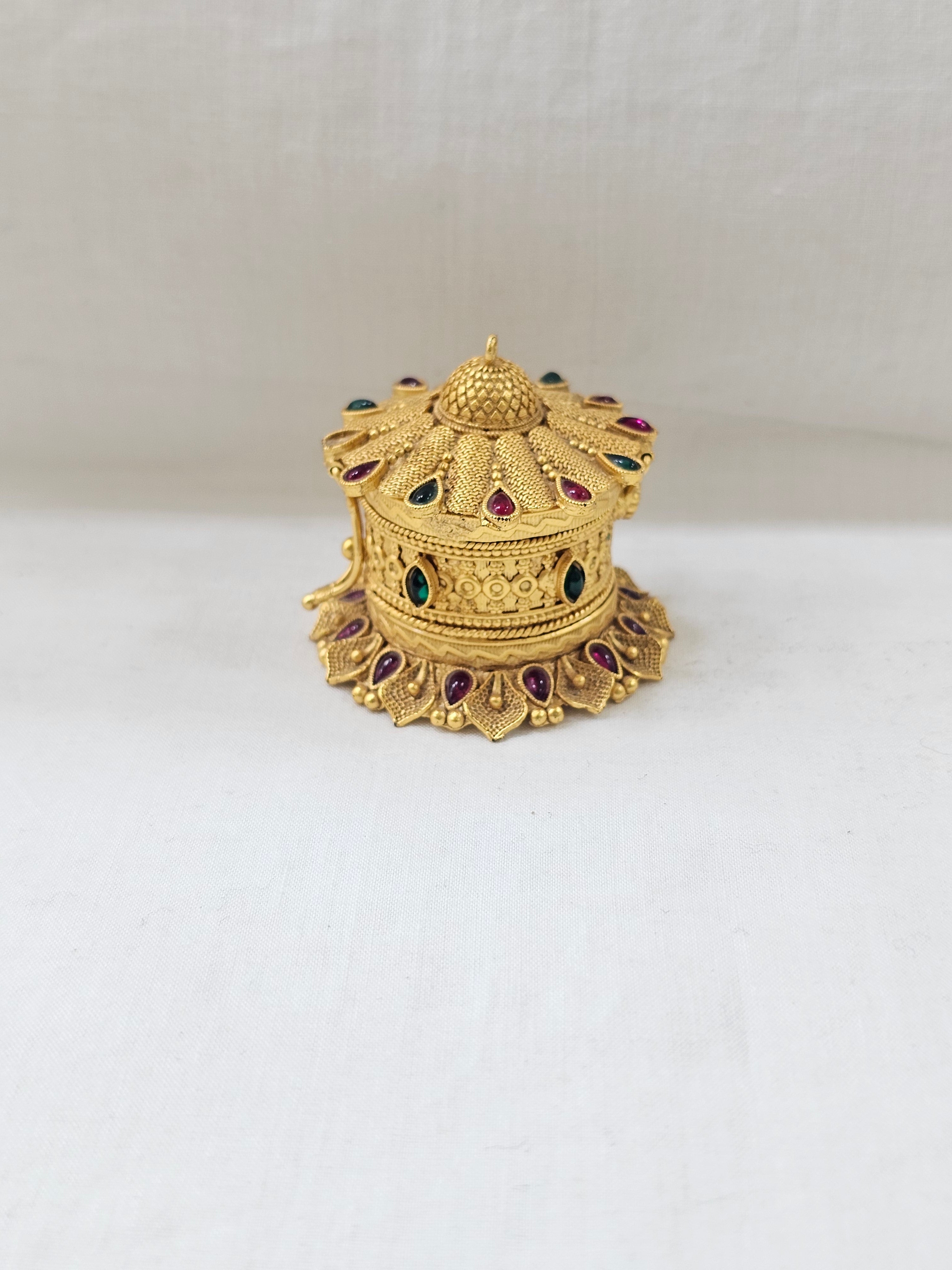 Sindoor Dabbi