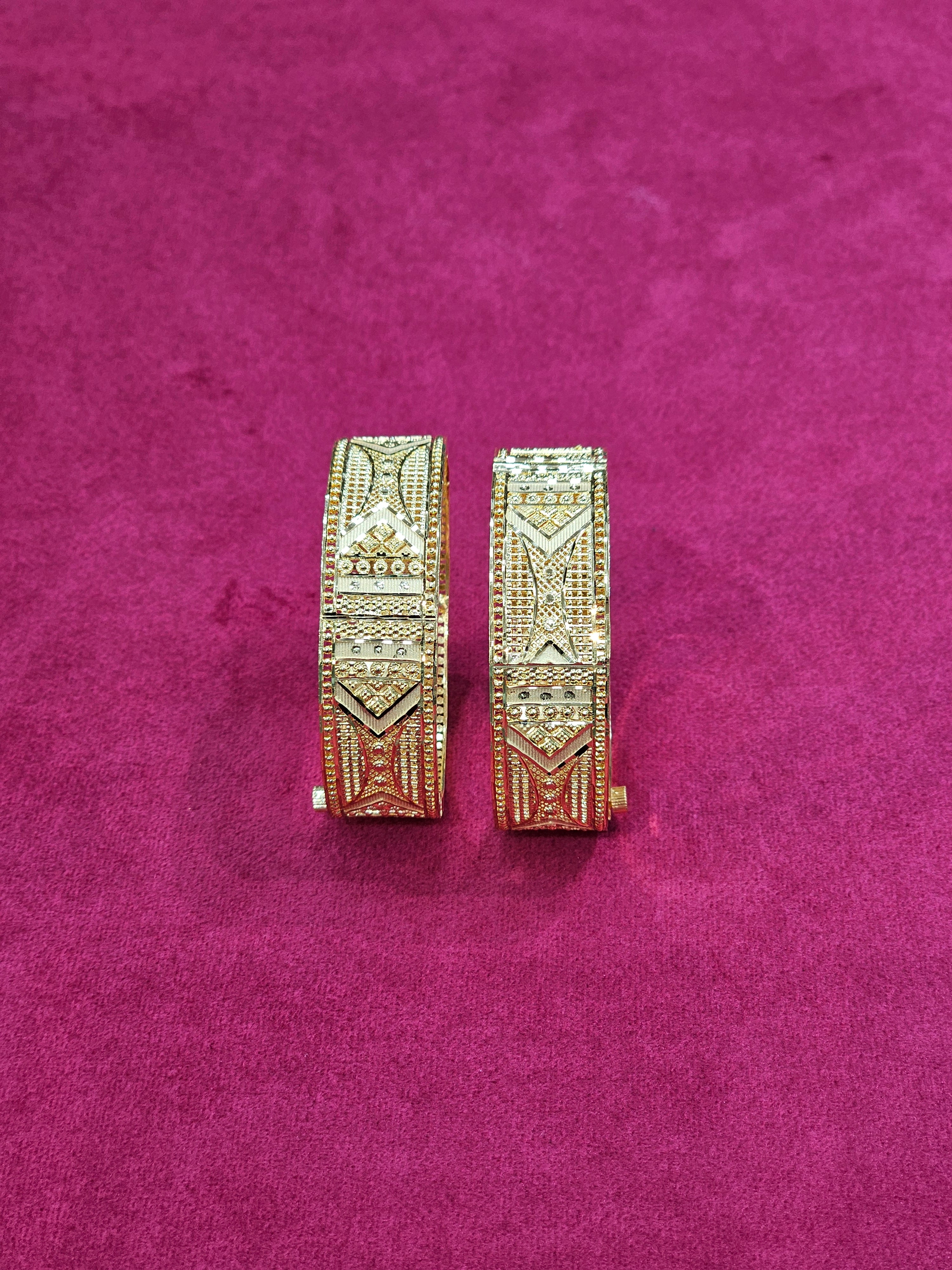 Gold Forming Bangle 2 Pair