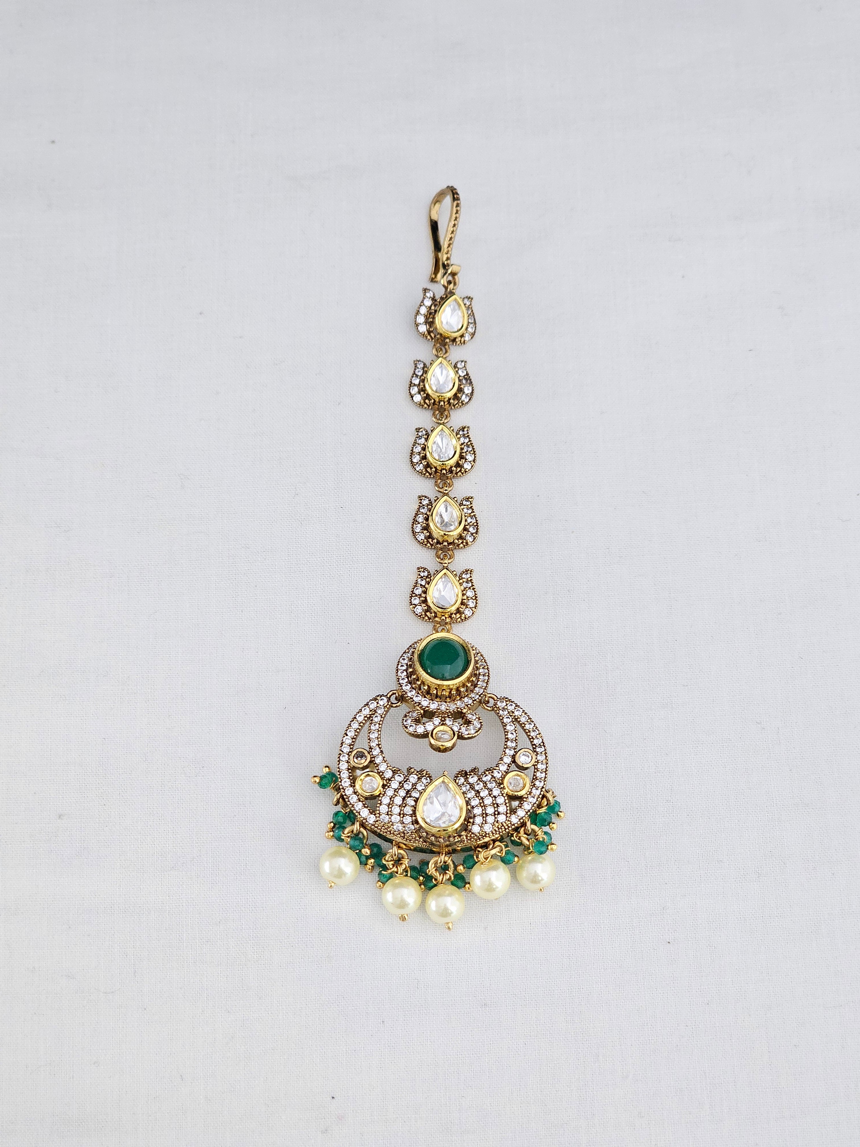 Kundan Maangtikka
