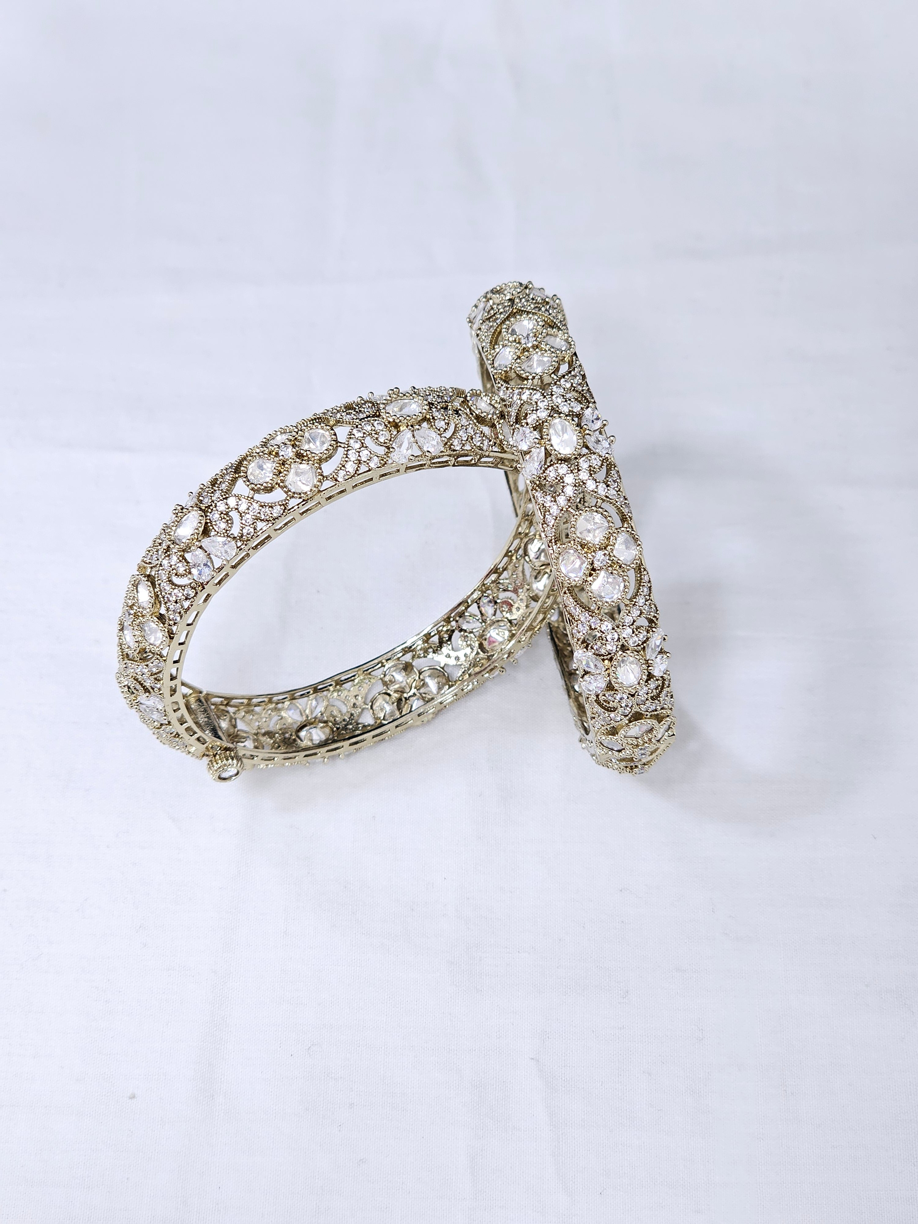 Moissanite Openable Bangle