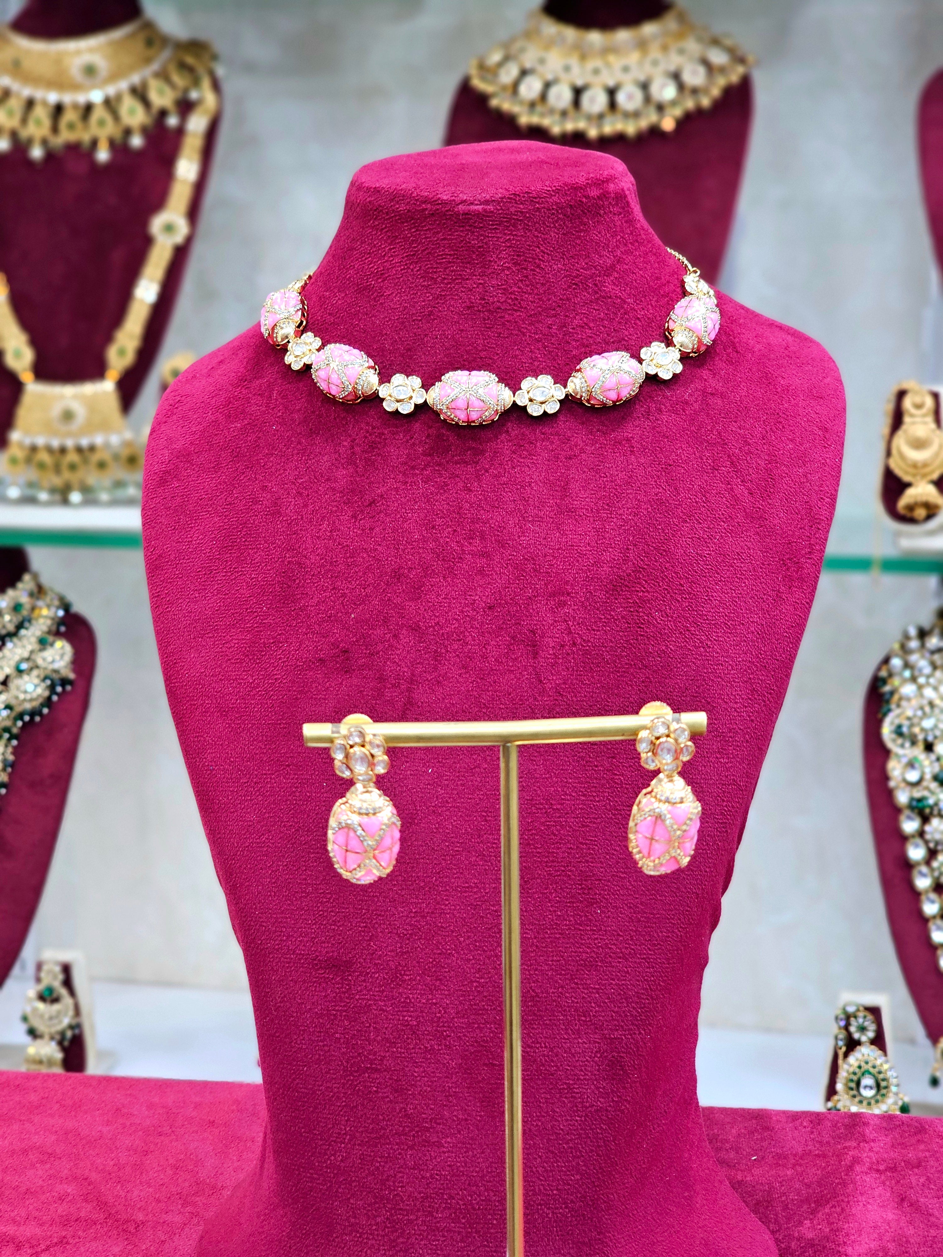 Kundan Short Necklace