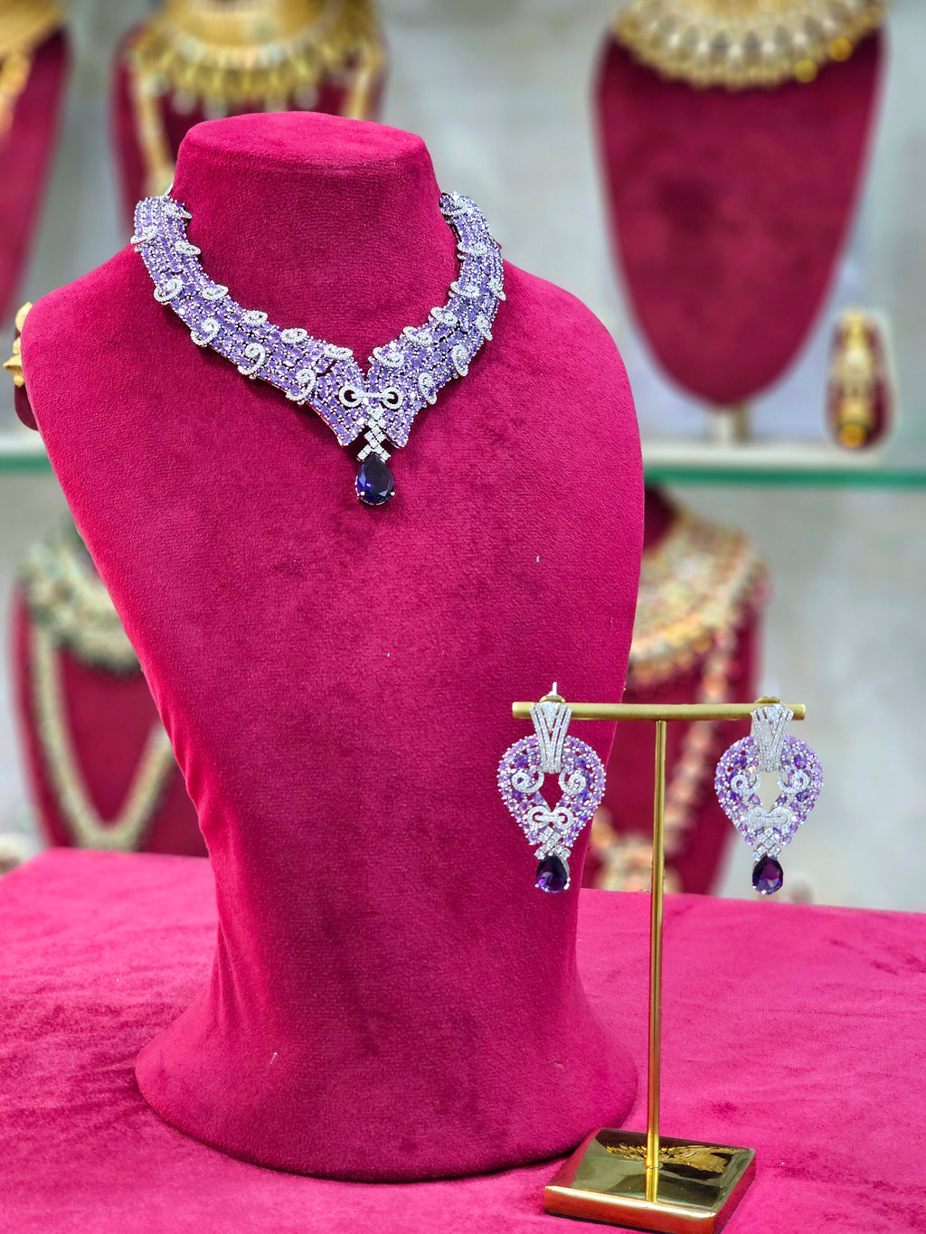 Rhodium AD Short Necklace