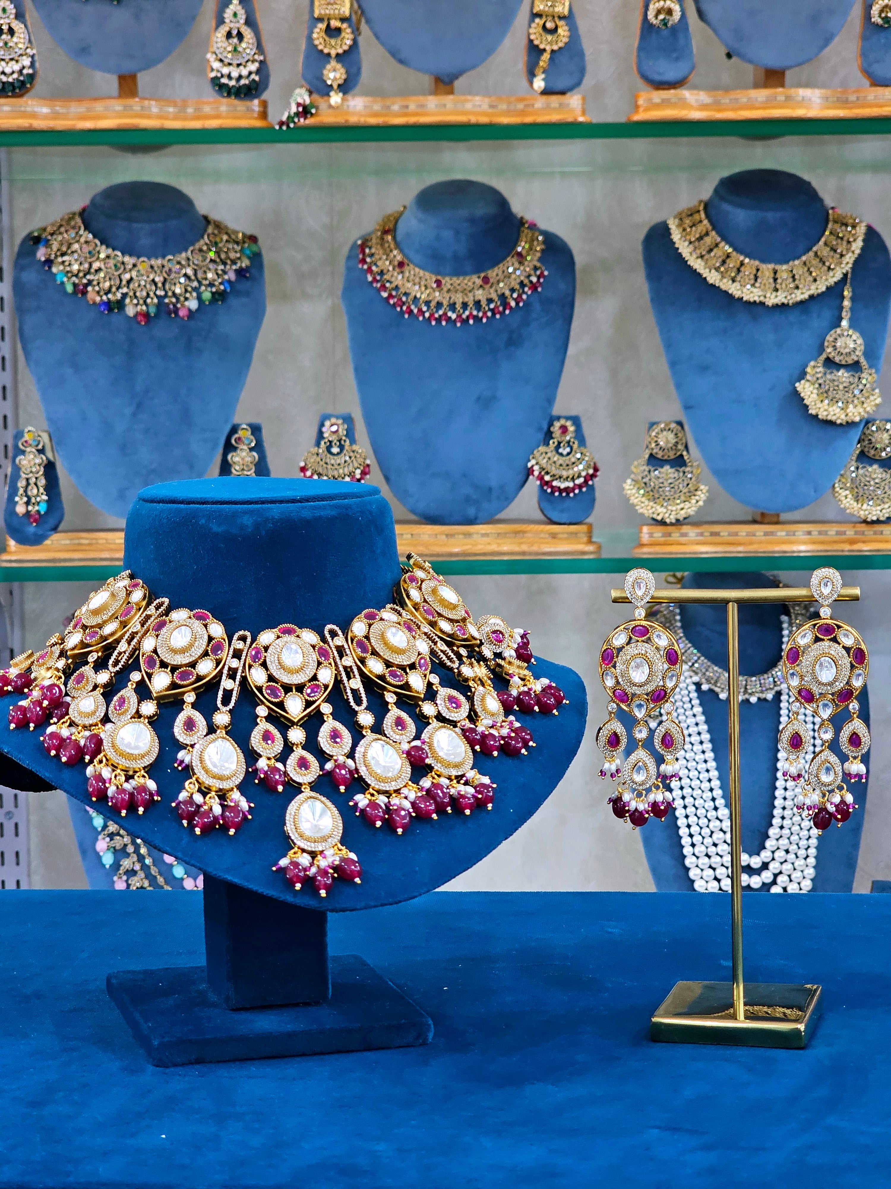 Moissantie Bridal Set