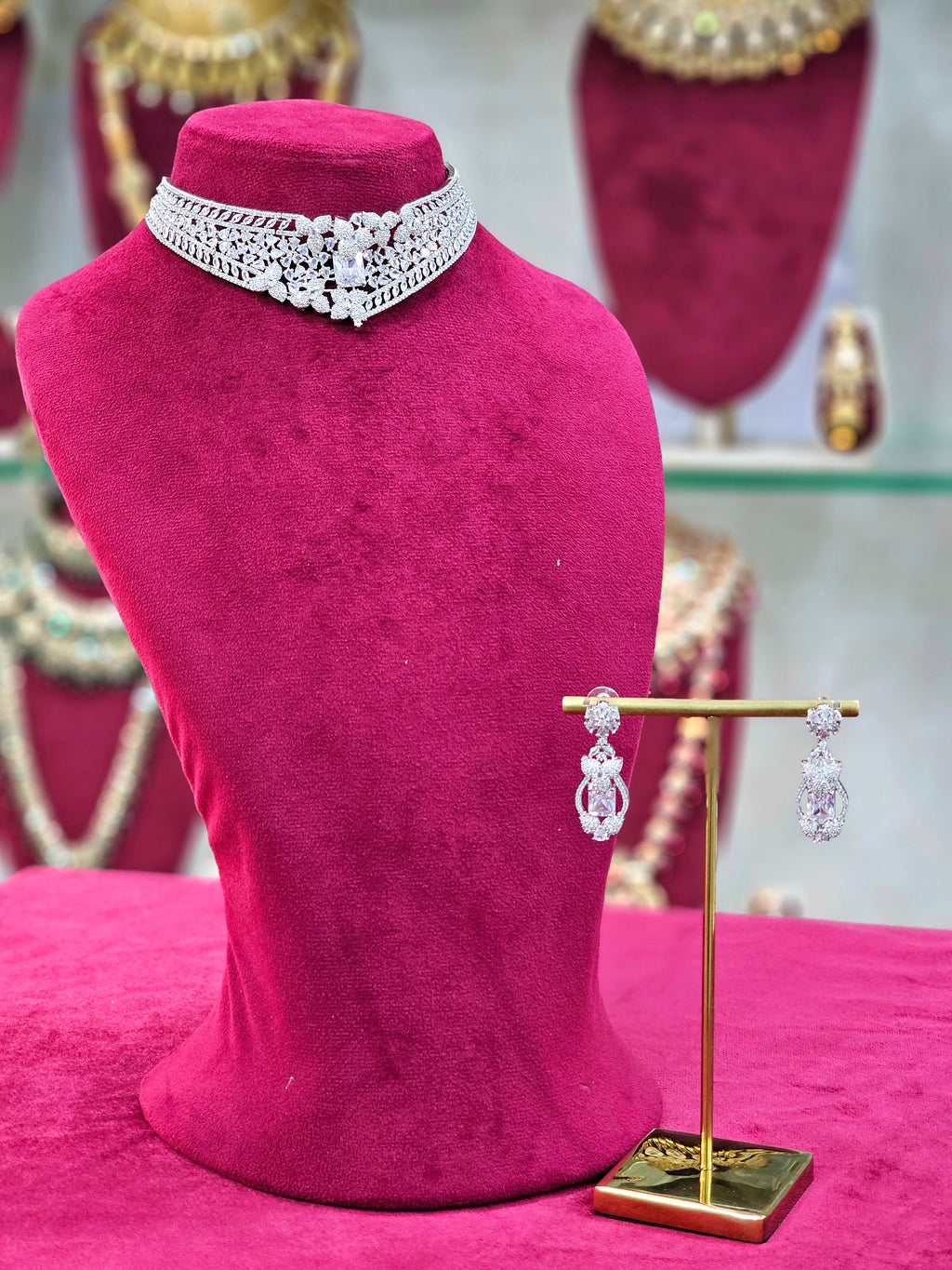 Rhodium AD Short Necklace