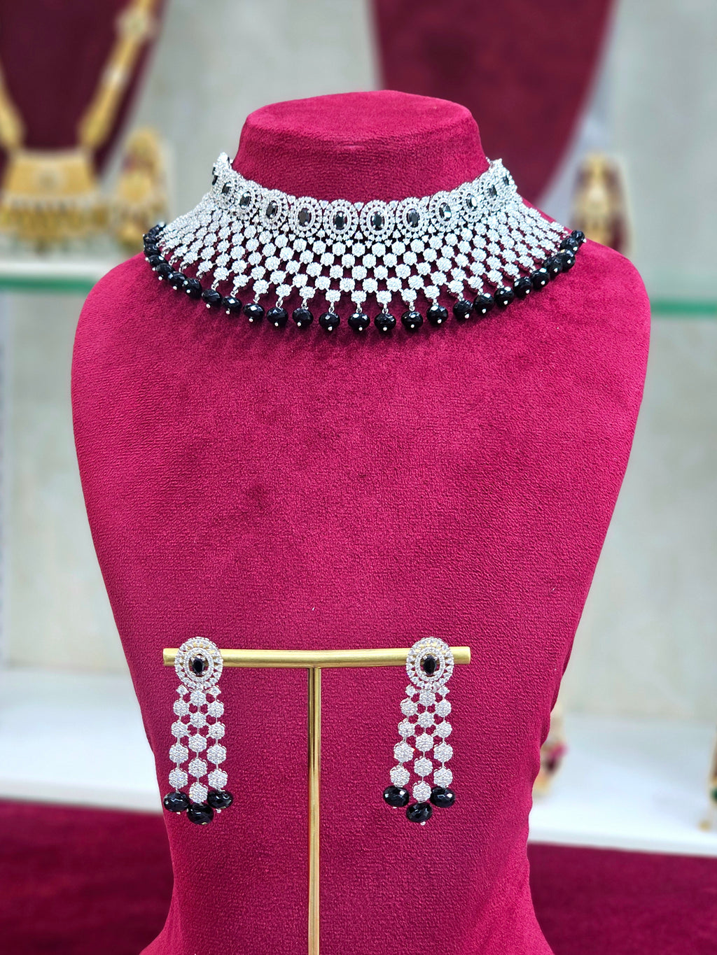 Rhodium AD Short Necklace