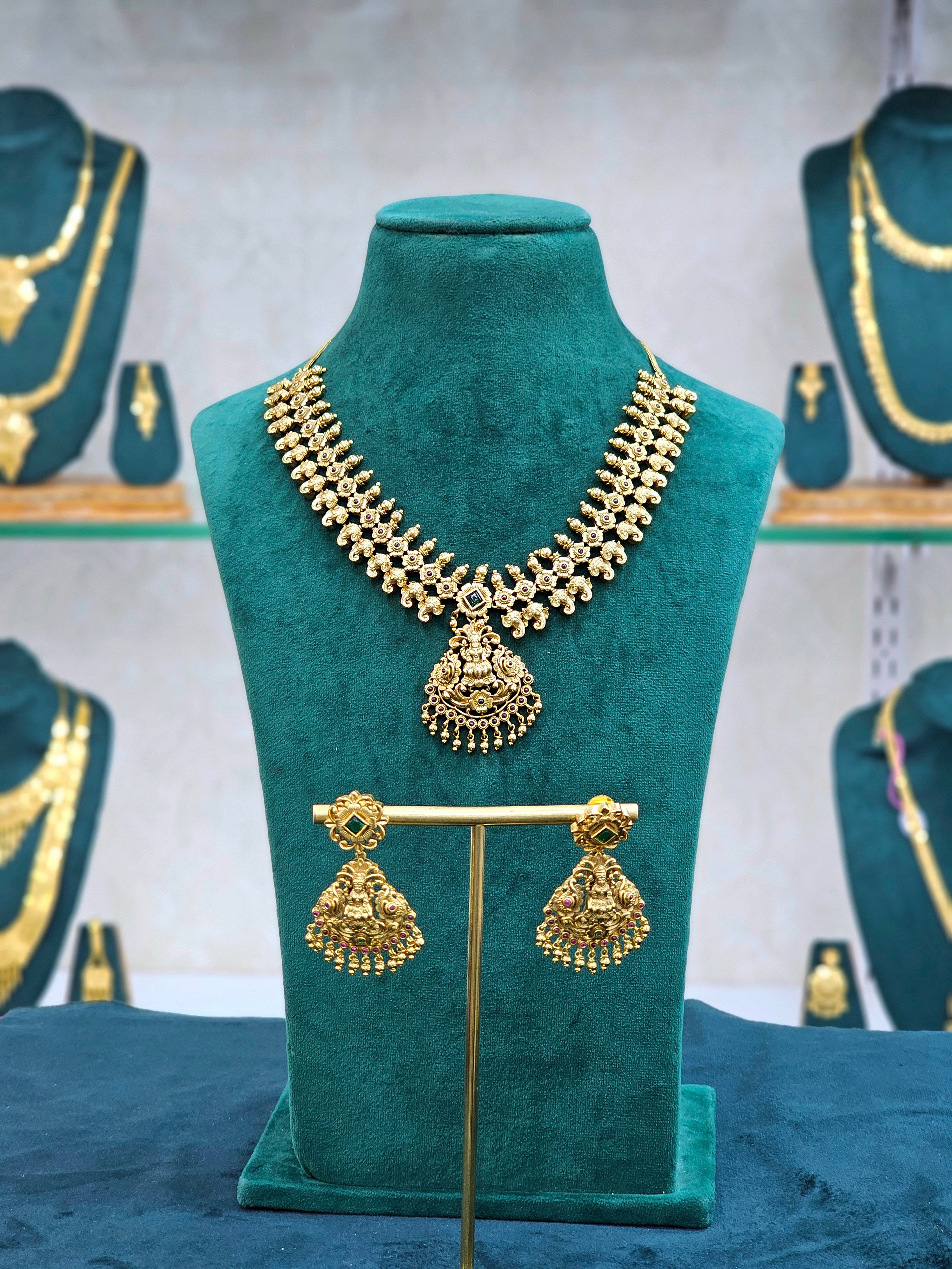 Temple Short Necklace